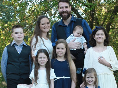 Seth and Becca Mallay family